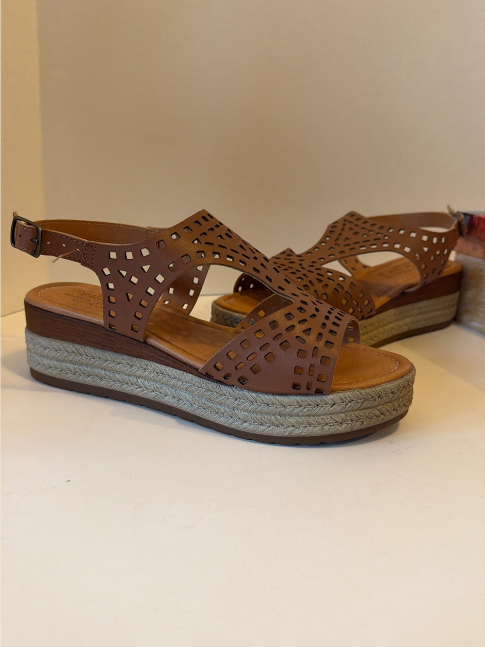 Bella Vita Womens Brown Cutout Espadrille Platform Sandals Size 8WW